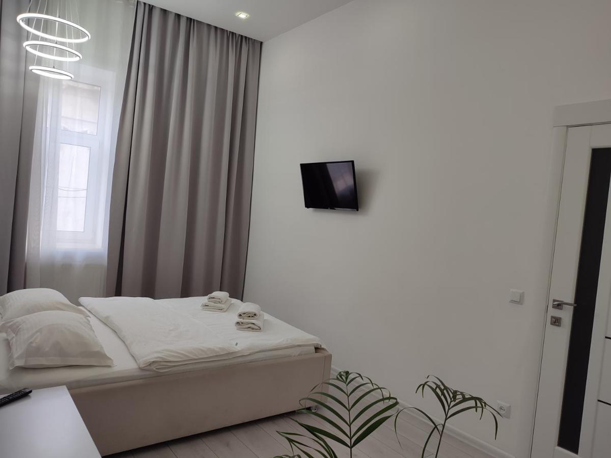 Galicia Apartments Lviv Bagian luar foto