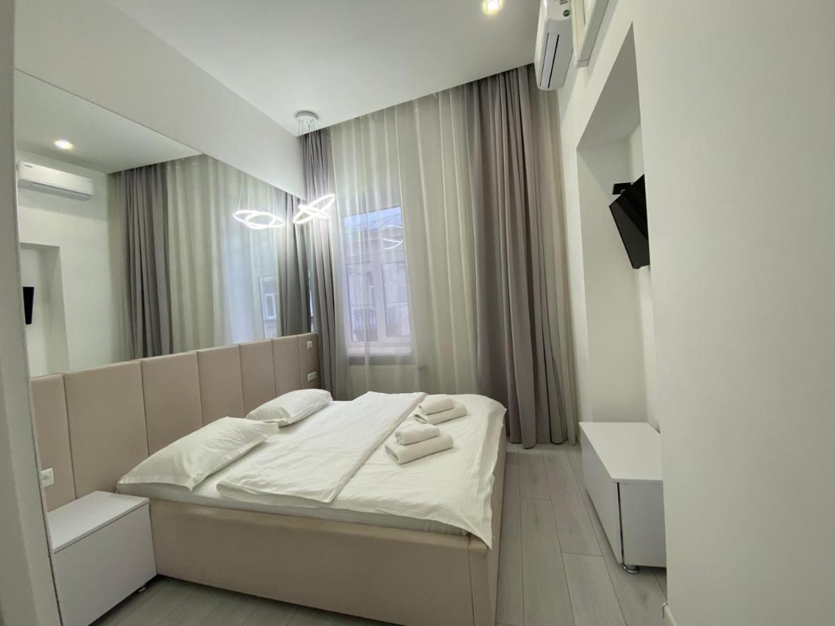 Galicia Apartments Lviv Bagian luar foto