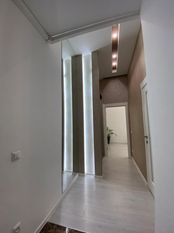 Galicia Apartments Lviv Bagian luar foto