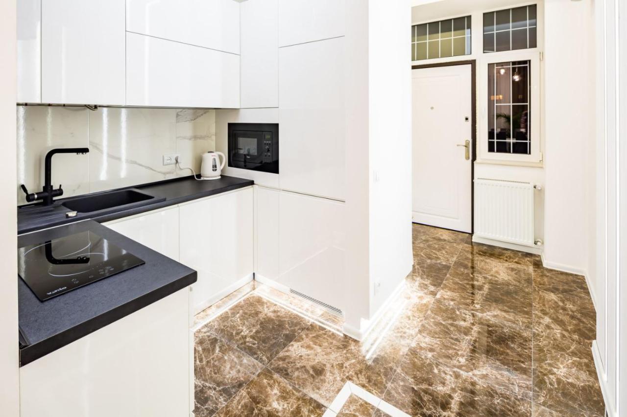 Galicia Apartments Lviv Bagian luar foto