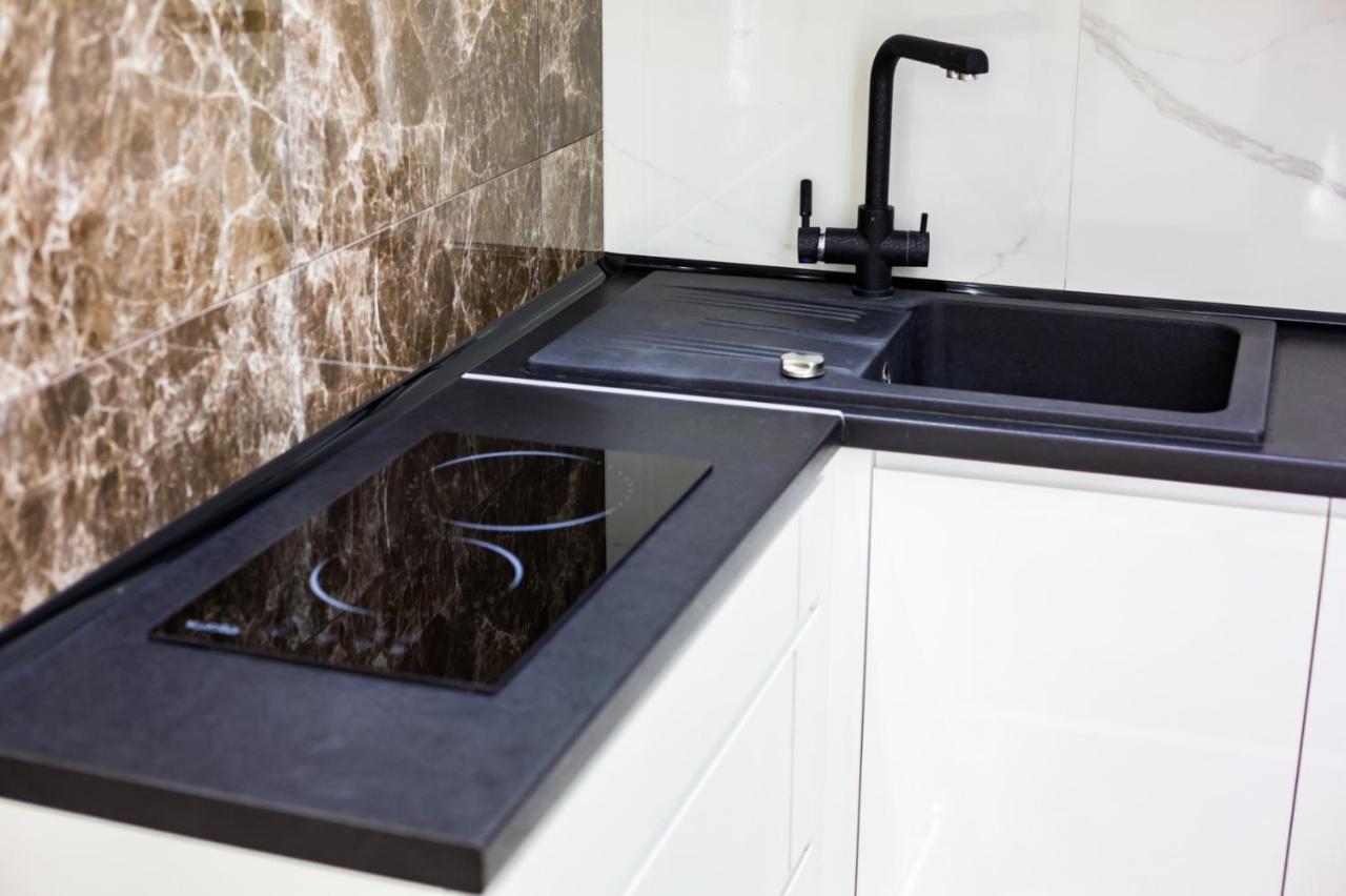 Galicia Apartments Lviv Bagian luar foto